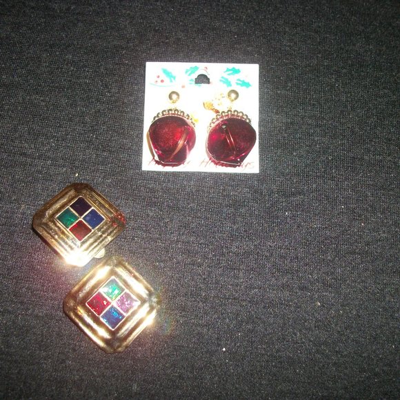 RETRO VINTAGE CHRISTMAS EARING BUNDLE 2 - Picture 2 of 2
